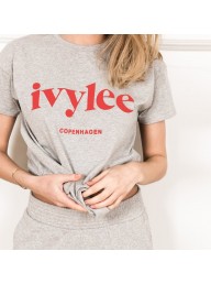 IVYLEE COPENHAGEN - Reese T-Shirt - Grey Melange/Red Logo